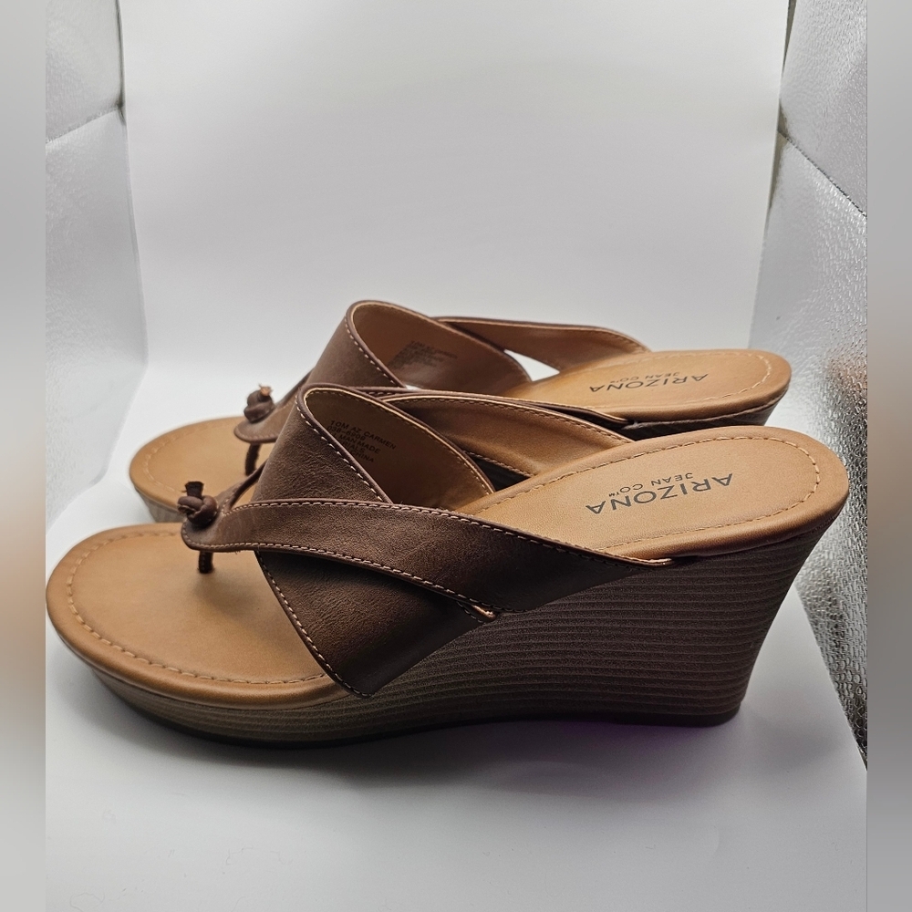 Arizona Jean Co Brown Wedge Thong Sandals Slip-On Comfort Summer Shoes - Sz 10 - Picture 4 of 7